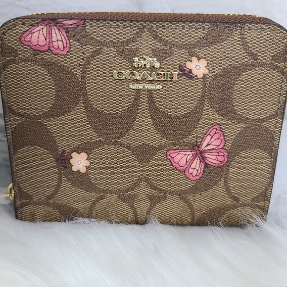 Coach|NWT Small Zip Around Wallet w/ Butterfly - Picture 4 of 7